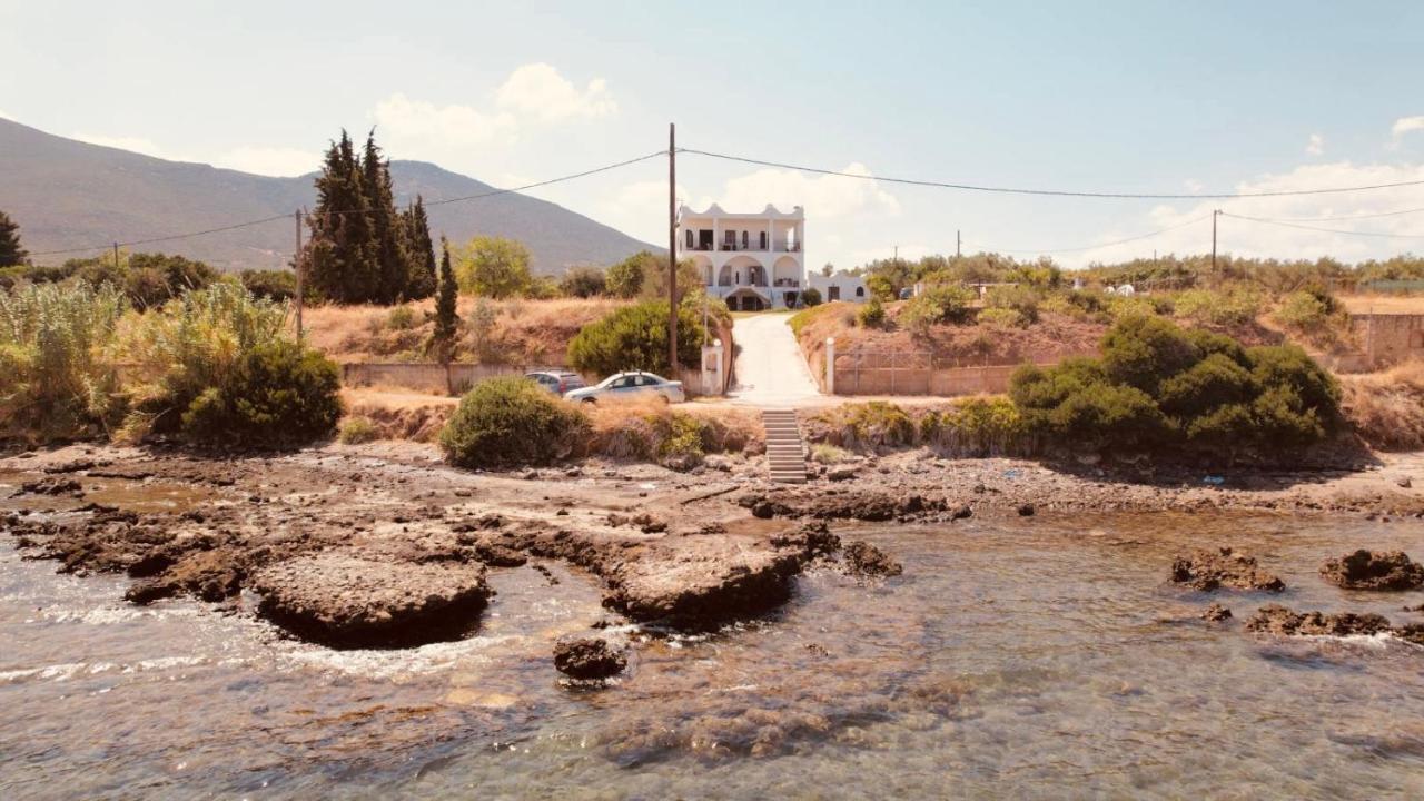 Magic House At Halkida 1M From The Beach! Apartment Халкис Екстериор снимка
